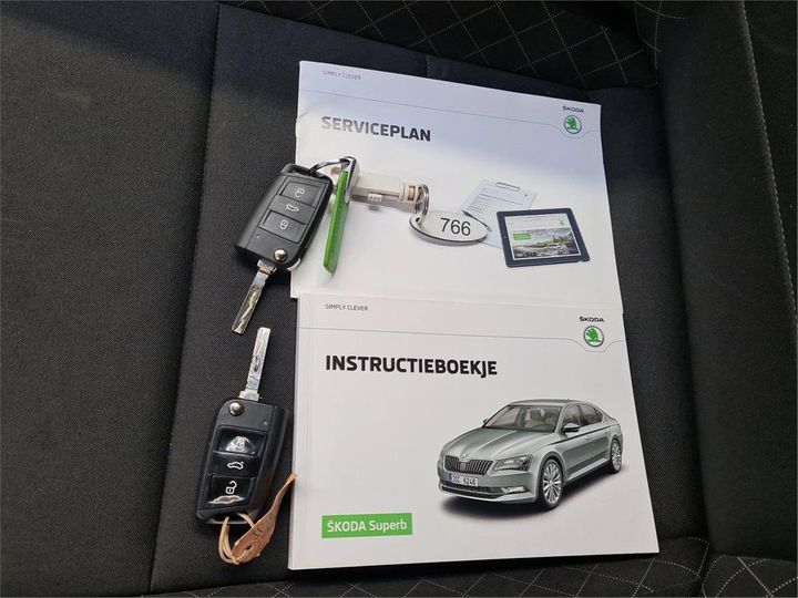 Photo 9 VIN: TMBJB9NPXG7082541 - SKODA SUPERB 