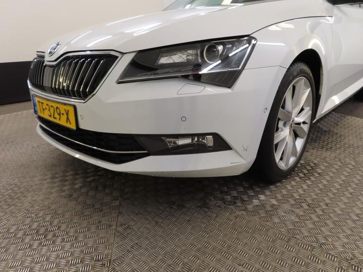 Photo 25 VIN: TMBJB9NPXJ7608254 - SKODA SUPERB 