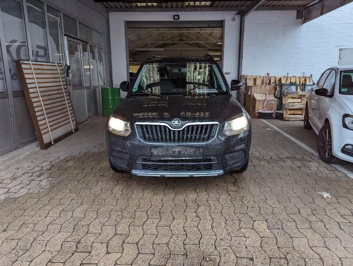 Photo 11 VIN: TMBJC75L9E6024986 - SKODA YETI 