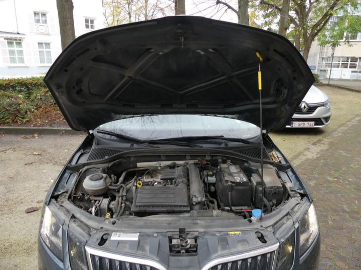 Photo 23 VIN: TMBJC7NE1J0181734 - SKODA OCTAVIA 