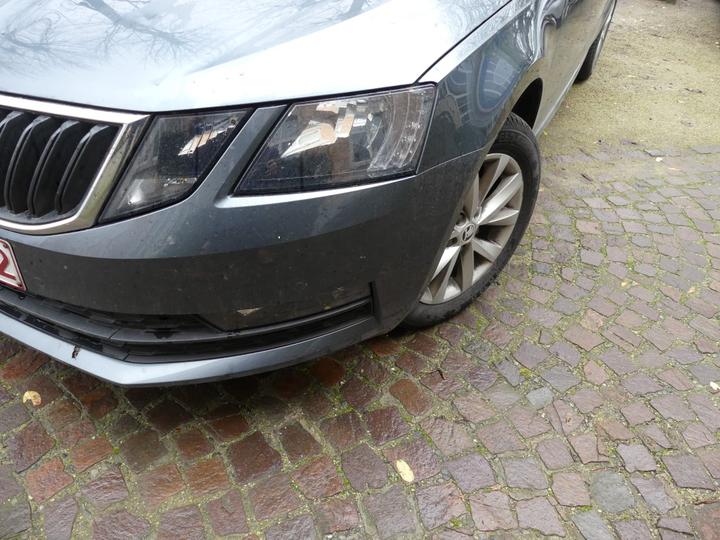 Photo 28 VIN: TMBJC7NE1J0181734 - SKODA OCTAVIA 