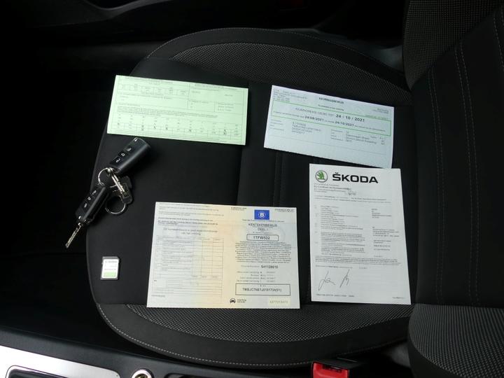 Photo 6 VIN: TMBJC7NE1J0181734 - SKODA OCTAVIA 