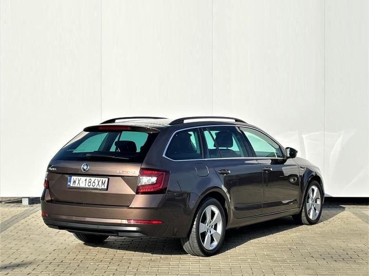 Photo 4 VIN: TMBJC7NE4J0313398 - SKODA OCTAVIA 