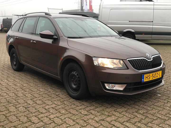 Photo 4 VIN: TMBJC7NE8F0079824 - SKODA OCTAVIA 