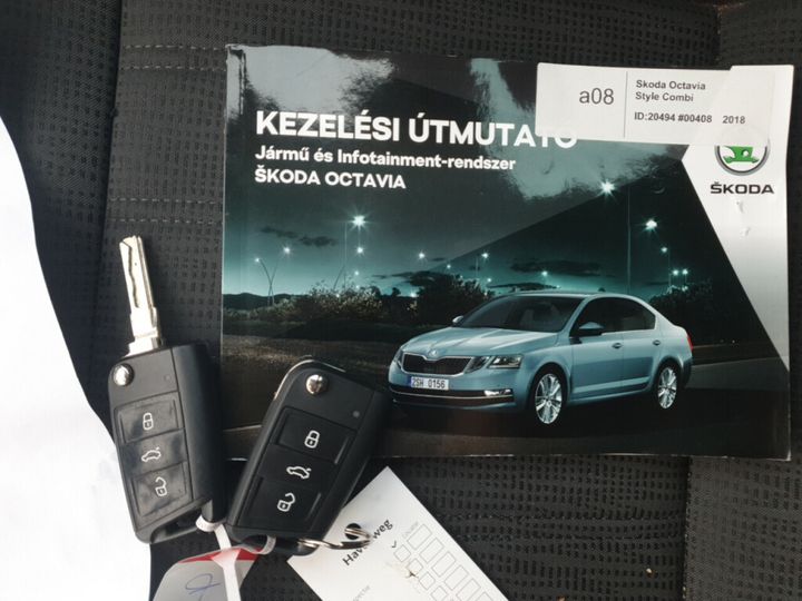 Photo 16 VIN: TMBJC7NE8J0200408 - SKODA OCTAVIA 