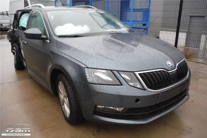 Photo 2 VIN: TMBJC7NE9J0352648 - SKODA OCTAVIA COMBI 