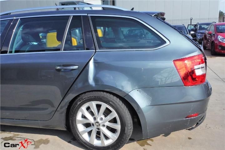 Photo 16 VIN: TMBJC7NE9J0352648 - SKODA OCTAVIA 