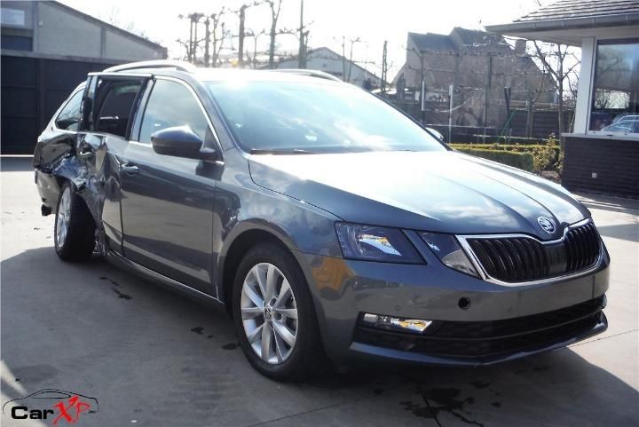 Photo 4 VIN: TMBJC7NE9J0352648 - SKODA OCTAVIA 