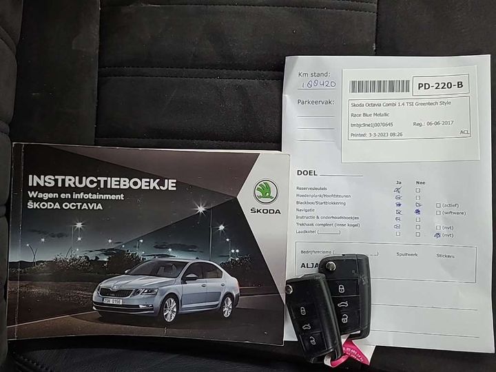 Photo 13 VIN: TMBJC9NE1J0070645 - SKODA OCTAVIA 