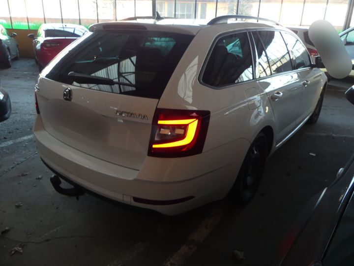 Photo 2 VIN: TMBJC9NE4J0172425 - SKODA OCTAVIA 