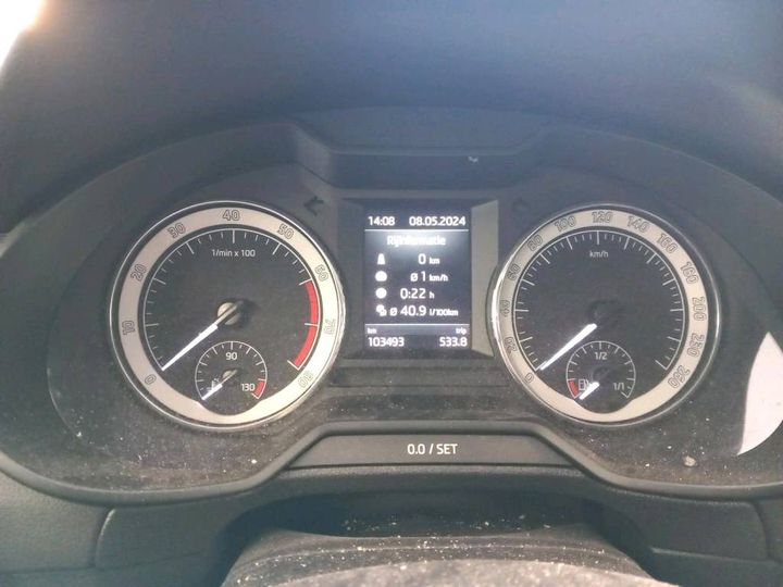 Photo 14 VIN: TMBJC9NE4J0174840 - SKODA OCTAVIA 