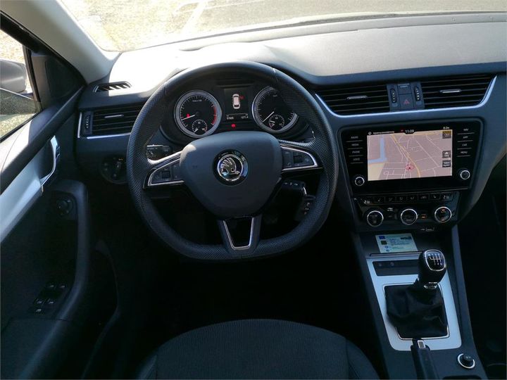 Photo 6 VIN: TMBJC9NE6J0343126 - SKODA OCTAVIA 