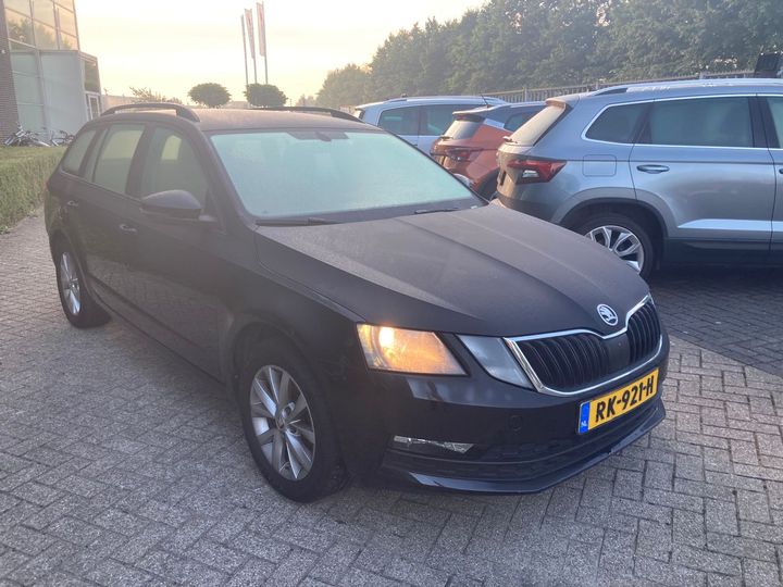 Photo 4 VIN: TMBJC9NE8J0195920 - SKODA OCTAVIA 