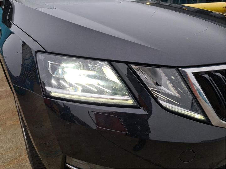 Photo 11 VIN: TMBJD9NE7J0184243 - SKODA OCTAVIA COMBI 