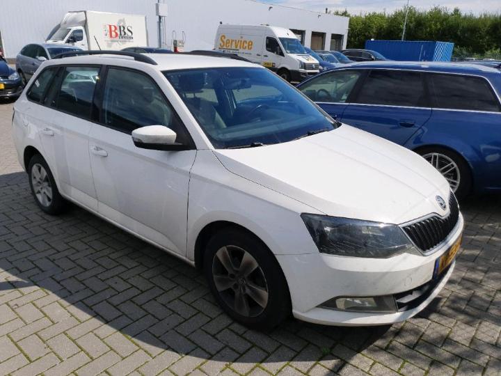 Photo 2 VIN: TMBJE6NJ3HZ072179 - SKODA FABIA 