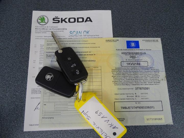 Photo 4 VIN: TMBJE73T4F9053339 - SKODA SUPERB COMBI 