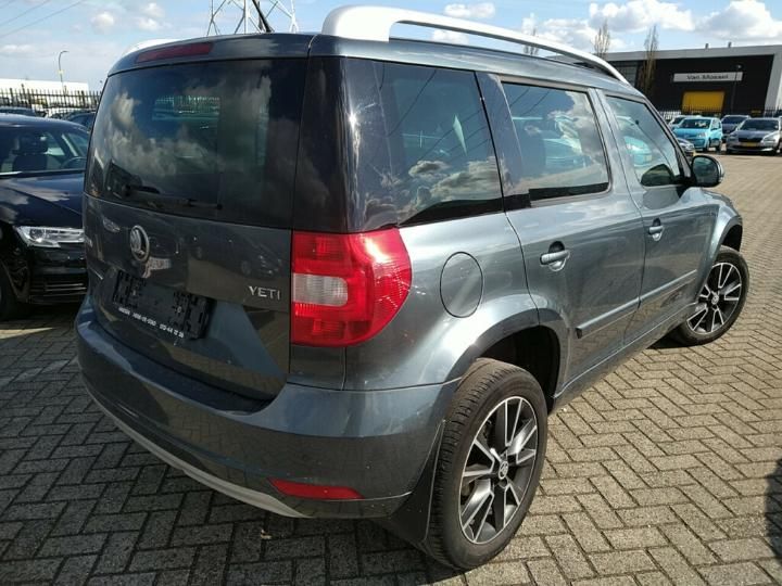 Photo 2 VIN: TMBJF45L7H6042543 - SKODA YETI 