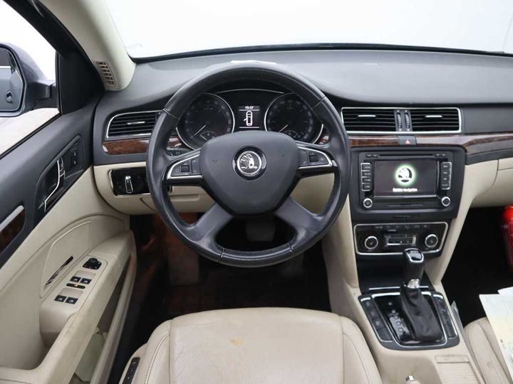 Photo 9 VIN: TMBJF73TXF9051933 - SKODA SUPERB 