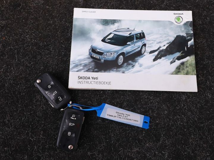 Photo 10 VIN: TMBJF75L7C6087380 - SKODA YETI 