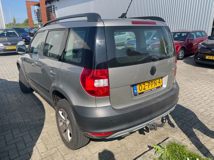 Photo 2 VIN: TMBJF75L9B6043363 - SKODA YETI 