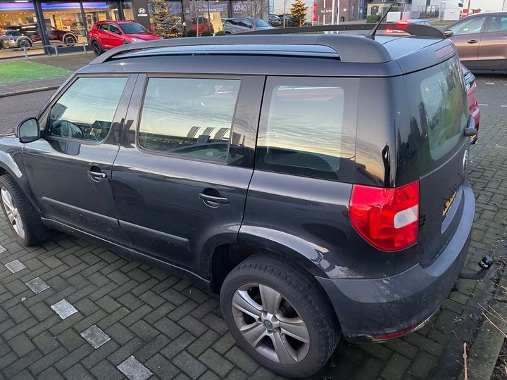 Photo 2 VIN: TMBJF75L9B6046716 - SKODA YETI 