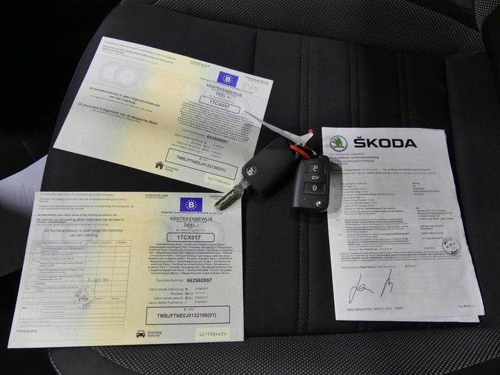 Photo 14 VIN: TMBJF7NE0J0132158 - SKODA OCTAVIA 