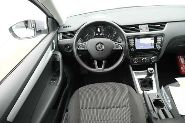 Photo 9 VIN: TMBJF7NE9H0034773 - SKODA OCTAVIA 