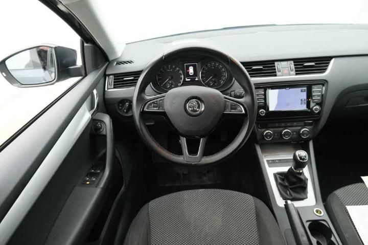 Photo 9 VIN: TMBJF7NE9H0139863 - SKODA OCTAVIA 