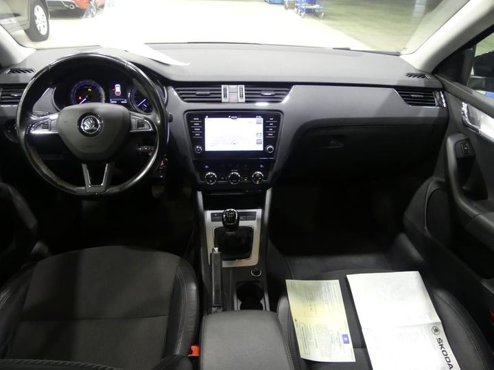 Photo 8 VIN: TMBJF7NEXJ0092333 - SKODA OCTAVIA 