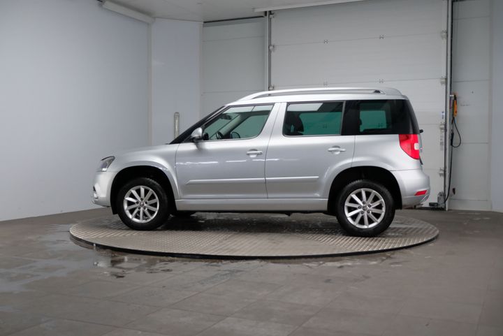 Photo 2 VIN: TMBJF95L1H6035567 - SKODA YETI 