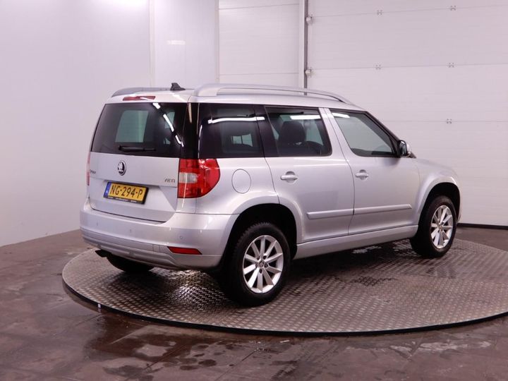 Photo 8 VIN: TMBJF95L1H6035567 - SKODA YETI 