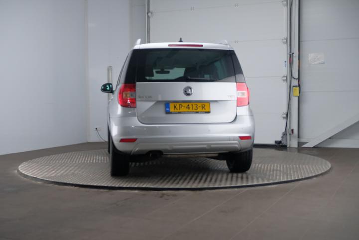 Photo 4 VIN: TMBJF95L4H6025244 - SKODA YETI 