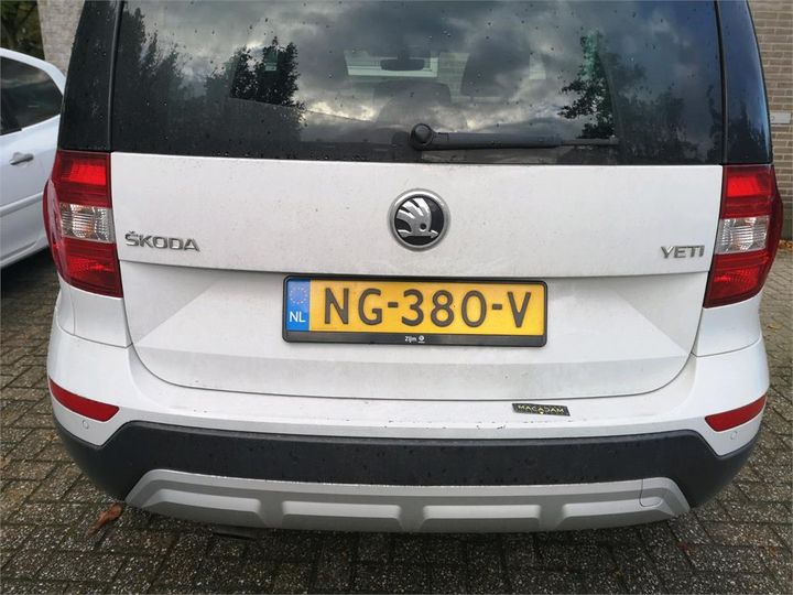 Photo 16 VIN: TMBJF95L4H6035398 - SKODA YETI 