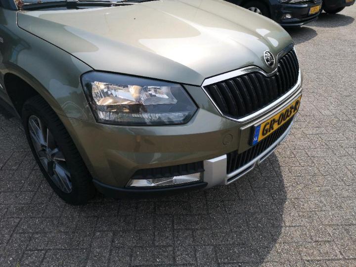 Photo 32 VIN: TMBJF95L5G6018379 - SKODA YETI 