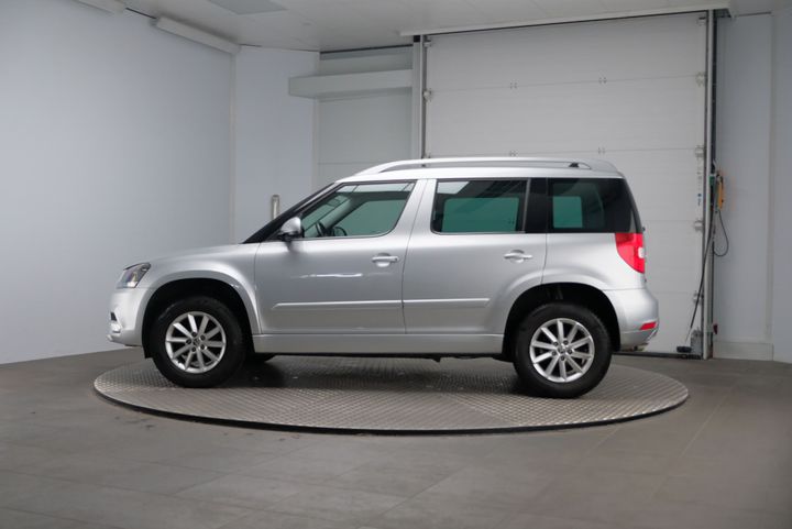 Photo 2 VIN: TMBJF95L8H6007412 - SKODA YETI 