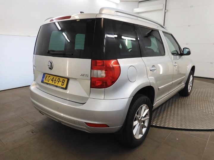 Photo 2 VIN: TMBJF95L8H6013582 - SKODA YETI 