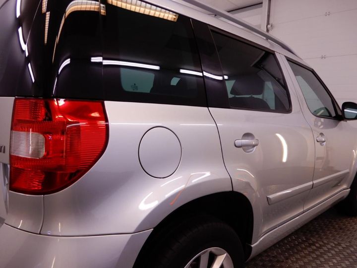 Photo 22 VIN: TMBJF95L8H6018331 - SKODA YETI 