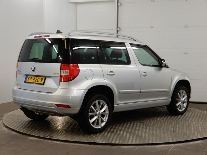 Photo 8 VIN: TMBJF95L8H6026736 - SKODA YETI 