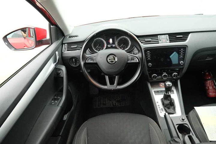 Photo 9 VIN: TMBJG7NE0J0117527 - SKODA OCTAVIA 