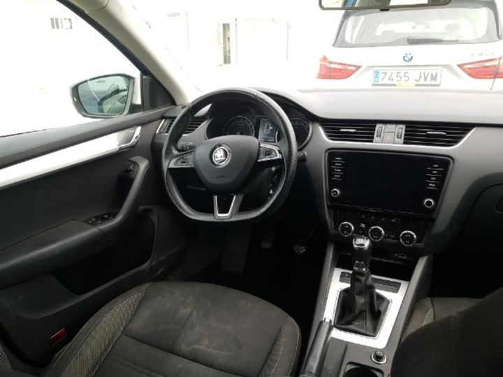 Photo 7 VIN: TMBJG7NE0J0209575 - SKODA OCTAVIA 