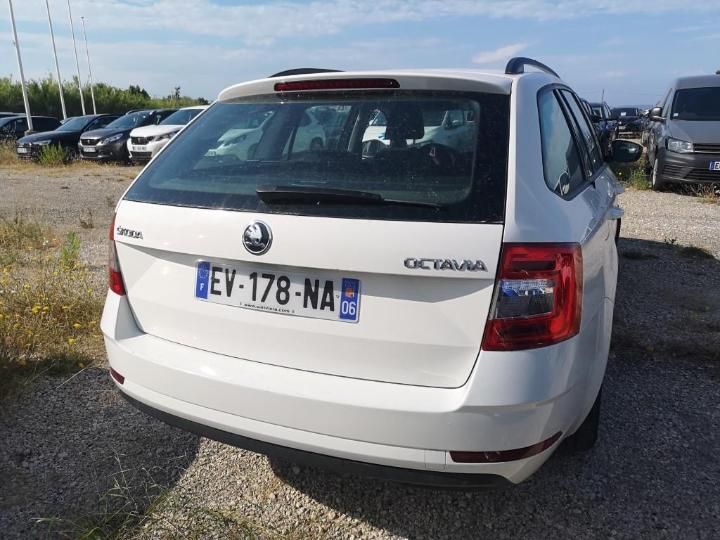 Photo 2 VIN: TMBJG7NE0J0260140 - SKODA OCTAVIA 