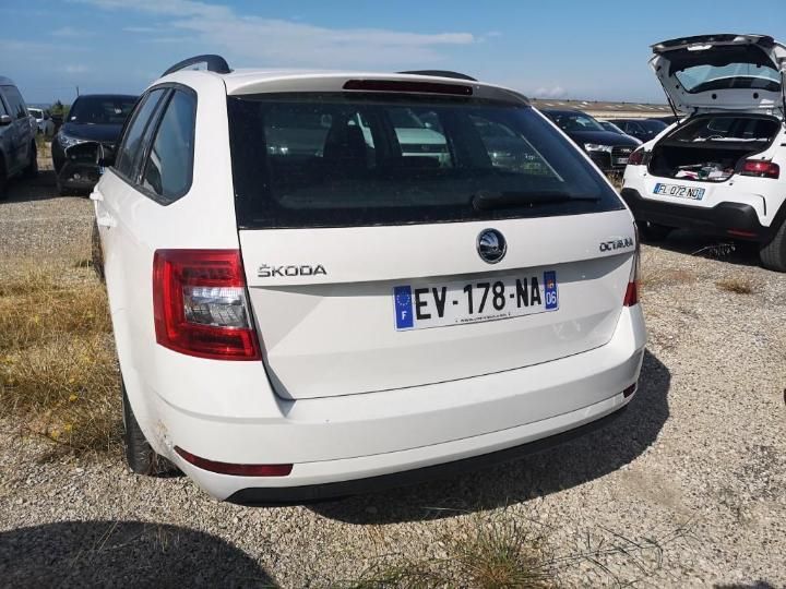 Photo 28 VIN: TMBJG7NE0J0260140 - SKODA OCTAVIA 