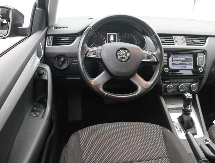 Photo 9 VIN: TMBJG7NE1F0090166 - SKODA OCTAVIA 