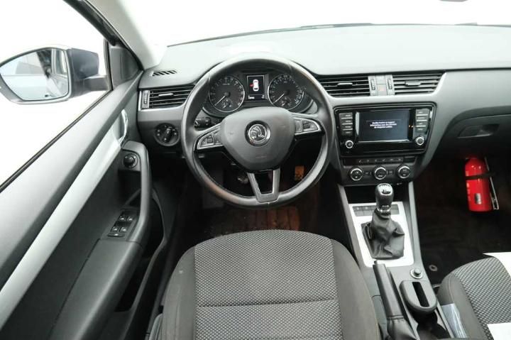 Photo 9 VIN: TMBJG7NE2H0035163 - SKODA OCTAVIA 