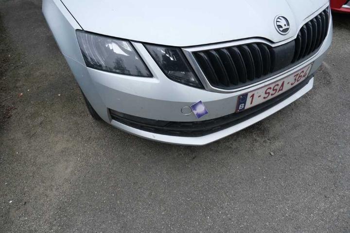 Photo 19 VIN: TMBJG7NE2J0098396 - SKODA OCTAVIA 