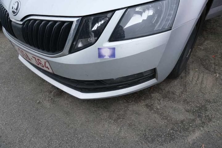 Photo 21 VIN: TMBJG7NE2J0098396 - SKODA OCTAVIA 