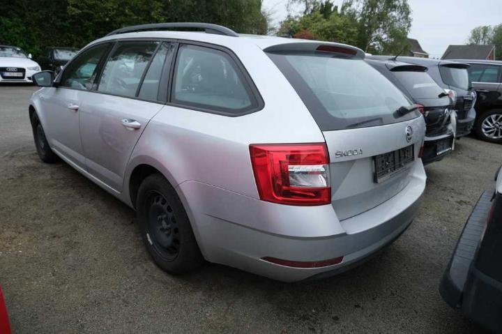 Photo 7 VIN: TMBJG7NE2J0098396 - SKODA OCTAVIA 