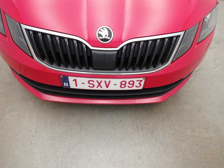 Photo 5 VIN: TMBJG7NE2J0122647 - SKODA OCTAVIA 