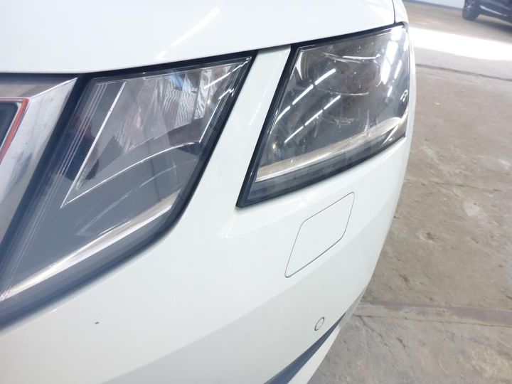 Photo 21 VIN: TMBJG7NE2J0168141 - SKODA OCTAVIA 