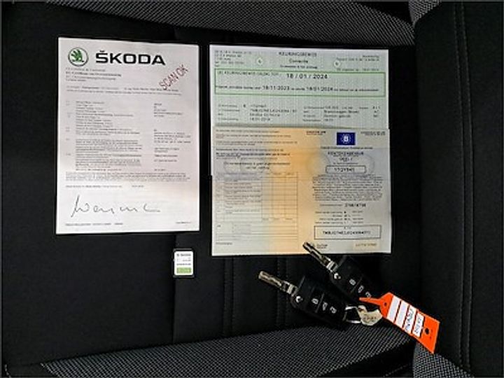 Photo 12 VIN: TMBJG7NE2J0243064 - SKODA OCTAVIA 